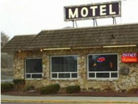 Rodeway & Hotel